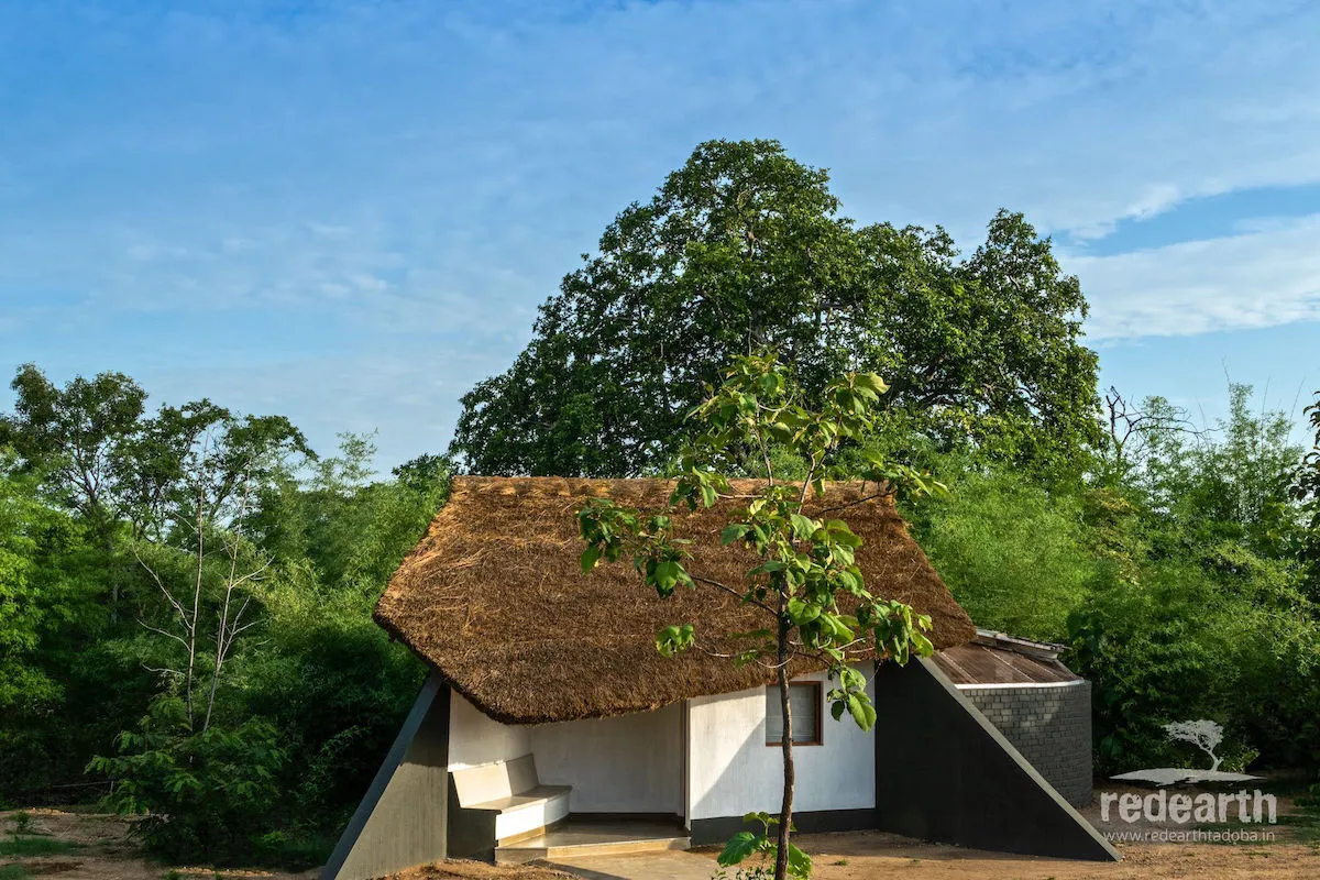 Cottages At Red Earth Tadoba Resort