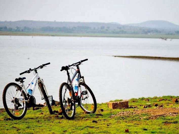Nature ride at red earth
